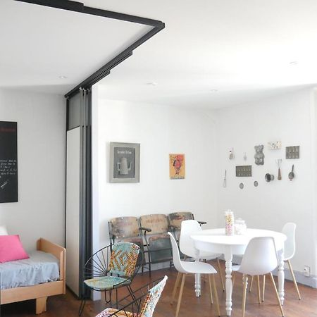 Surprenantes - La Biscuiterie Apartment Luaran gambar