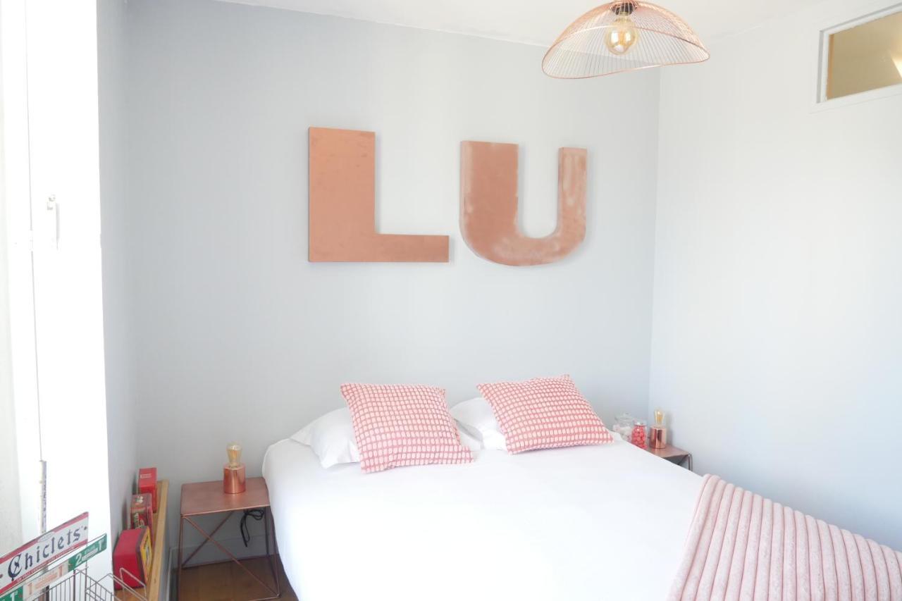 Surprenantes - La Biscuiterie Apartment Luaran gambar